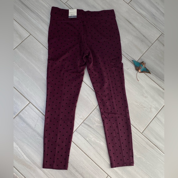 NWT Style & Co Burgundy/Black Velvet Polka Dot Stretch Ponte Leggings - size L - Picture 3 of 4